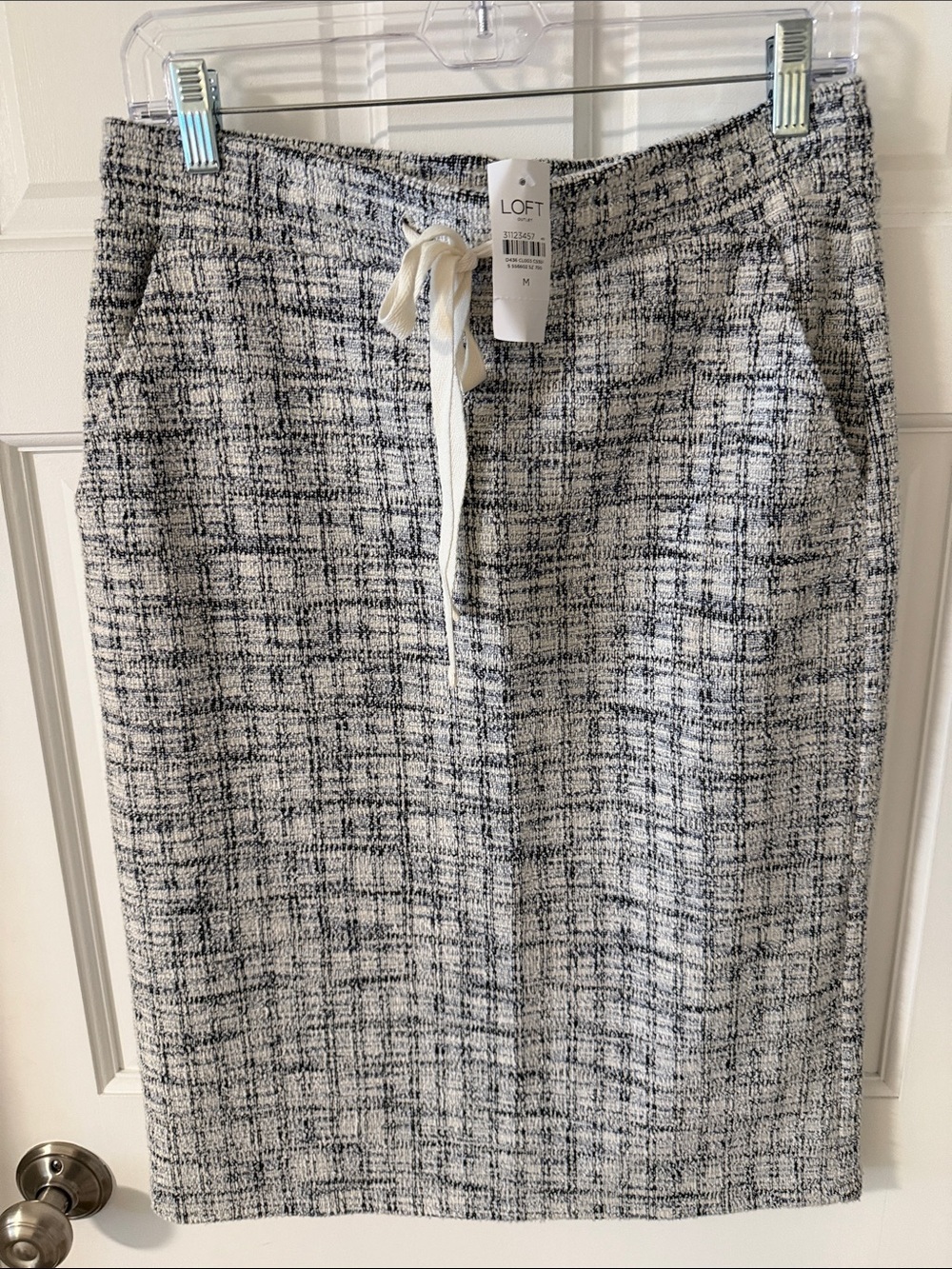 NWT LOFT Black & White Textured Tweed
Drawstring Midi Skirt - Size Medium